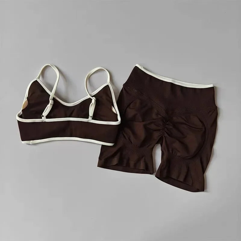 Color Blocked Bra, Seamless Tight Fitting Peach Hip Lifting Sports Shorts, Running And Fitness Pants, Women's Yoga Set