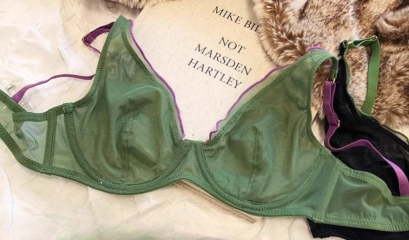 Moyiusu Minimiser Underwire Bra Set With Mesh Lace