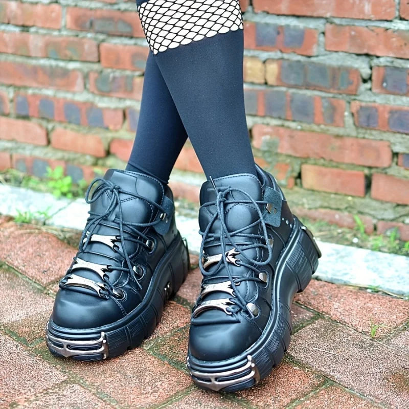 Women Thick Platform Sneakers With Metal Decoration Lace Up Punk
