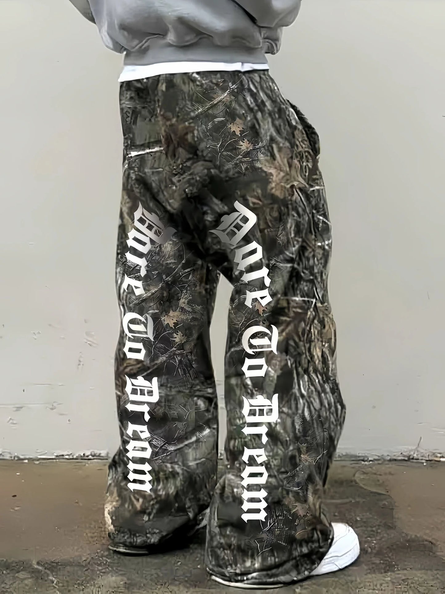 NONECN Men's Camouflage Leaf Patchwork Sweatpants With Pockets