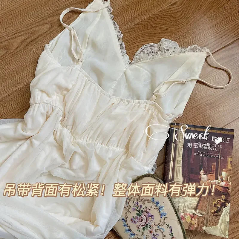 Vintage Princess Style Tulle Mesh Women's Nightgown With Ruffles