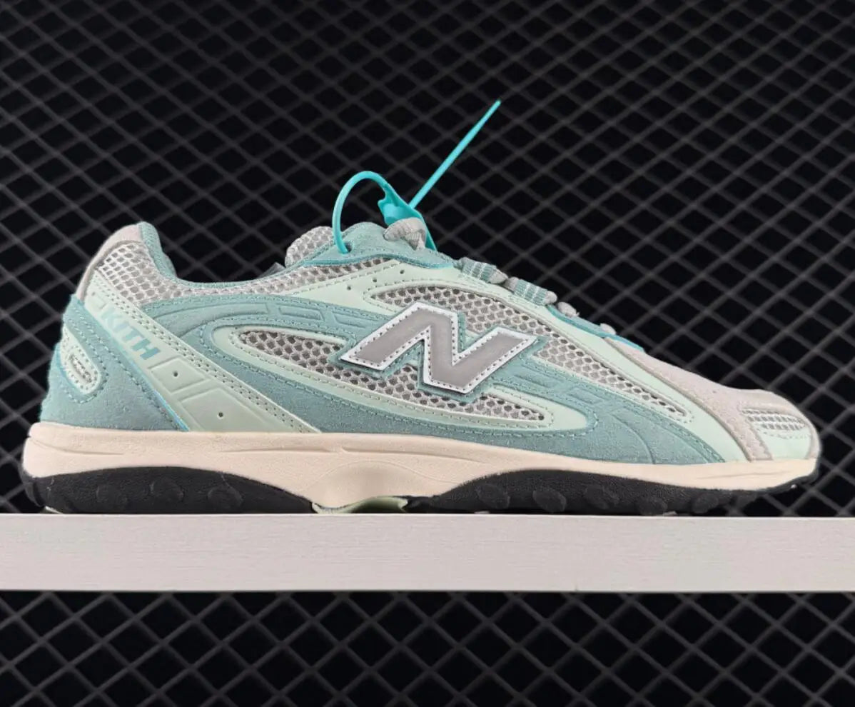 Reflective Unisex Lightweight Outdoor Running Shoes Low Top