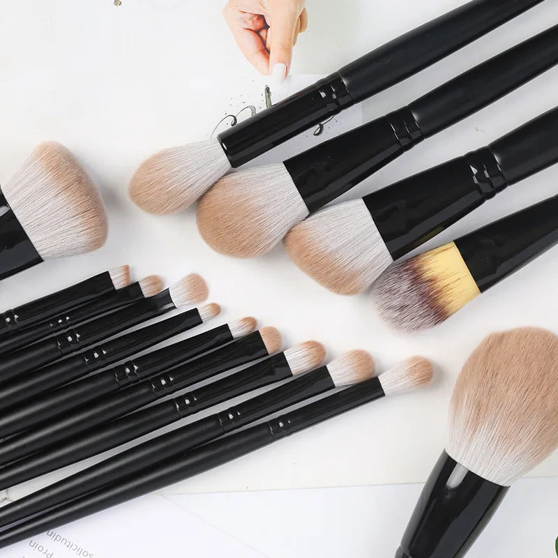 15-Piece Soft Makeup Brush Set For Concealer Blush Powder