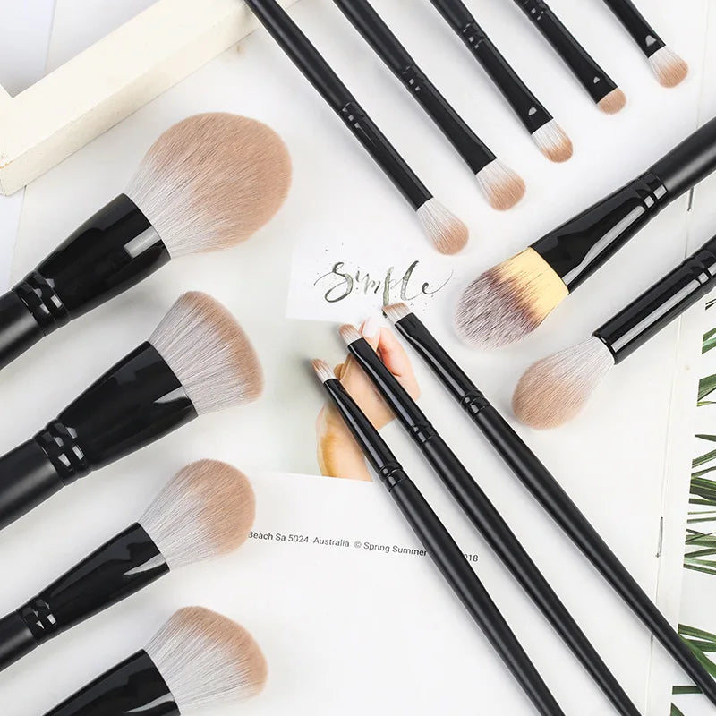 15-Piece Soft Makeup Brush Set For Concealer Blush Powder