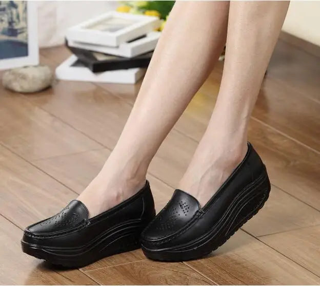 QUNSHENGRUI Women Leather Nursing Shoes Comfortable Work Shoes