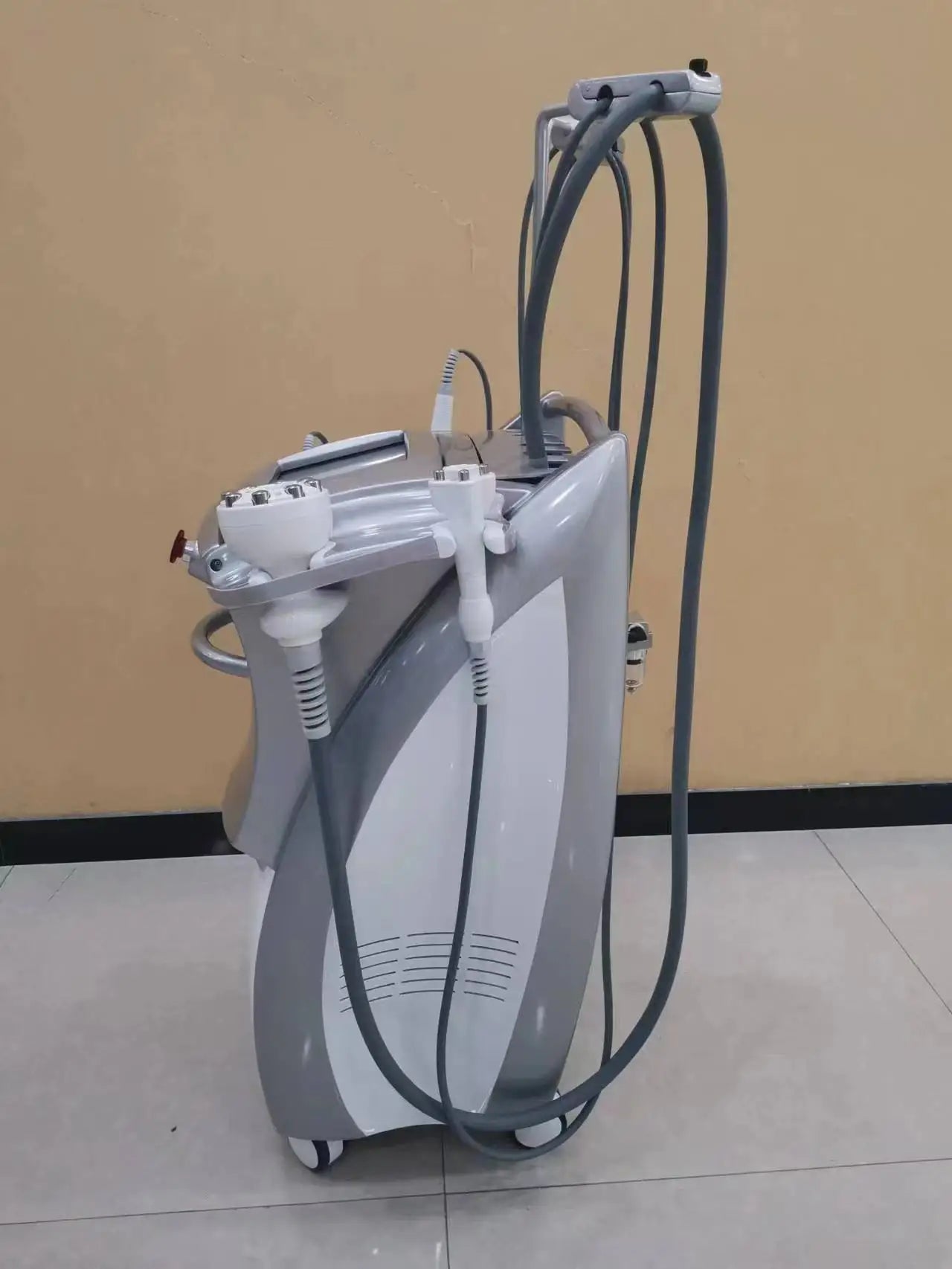 Bomp Venus Legacy Radio Frequency Body Machine for Cellulite Reduction